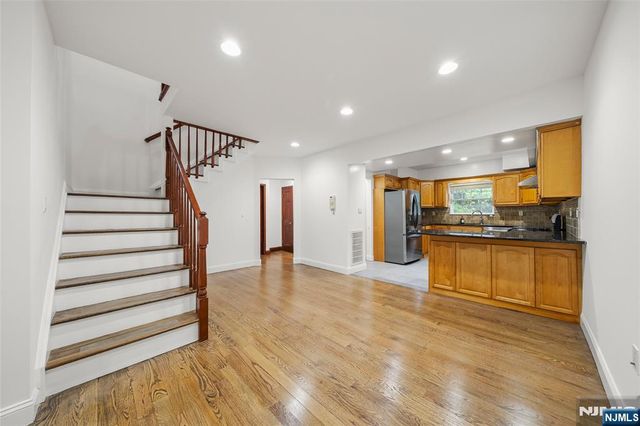 385 Livingston Street, Norwood, NJ 07648
