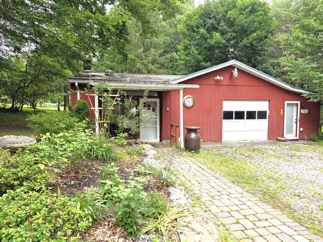 1178 CHURCH RD, Orrtanna, PA 17353