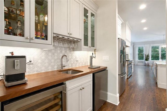 1026 Mcconnell Drive, Decatur, GA 30033