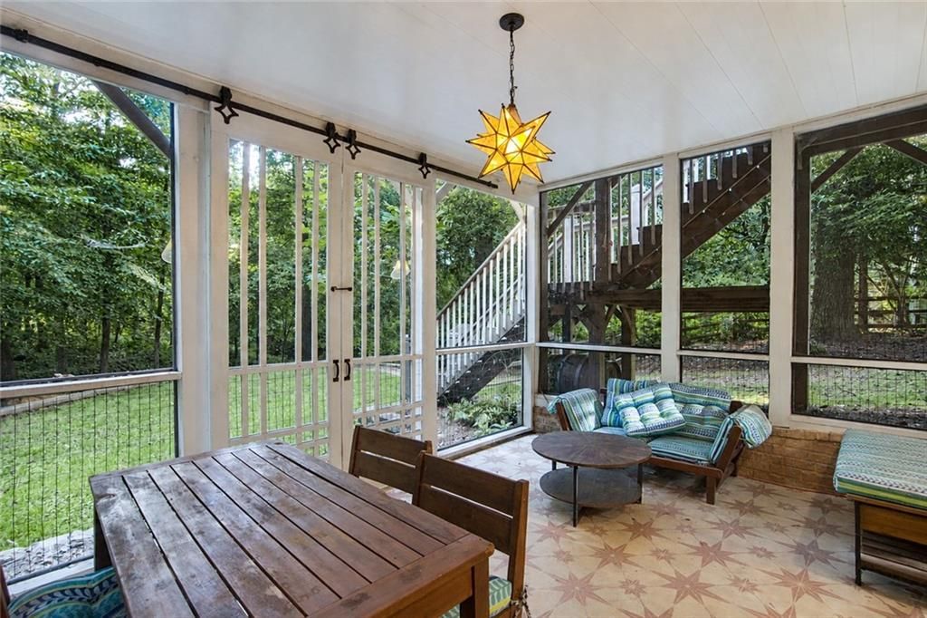 Image 17 of property listing at 1026 Mcconnell Drive, Decatur, GA 30033