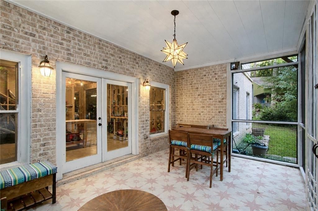 Image 18 of property listing at 1026 Mcconnell Drive, Decatur, GA 30033