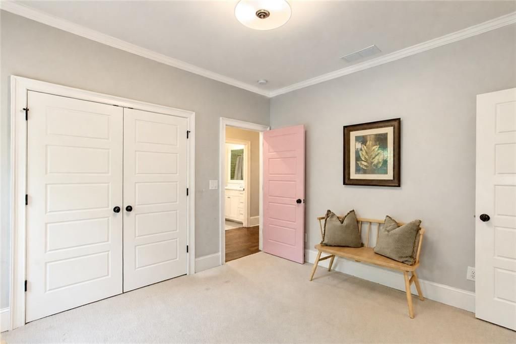 Image 31 of property listing at 1026 Mcconnell Drive, Decatur, GA 30033