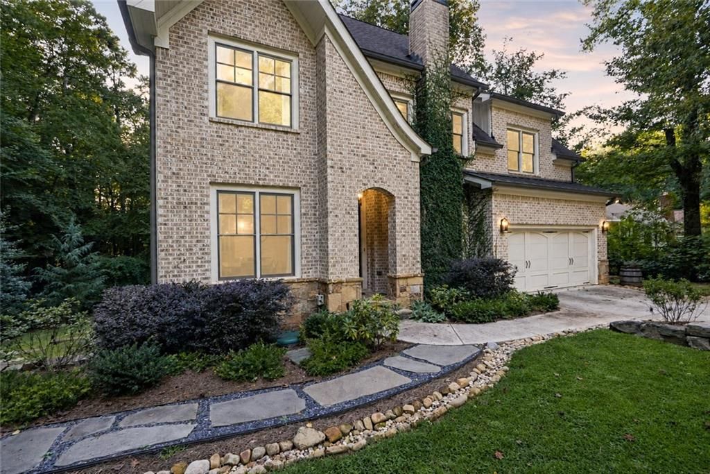 Image 84 of property listing at 1026 Mcconnell Drive, Decatur, GA 30033