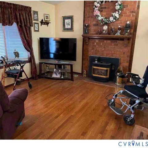 6410 Licking Creek Dr, Chesterfield, VA 23832