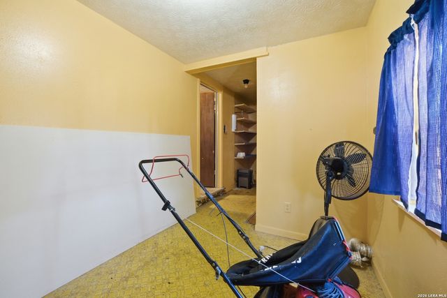 309 Gray, San Antonio, TX 78208