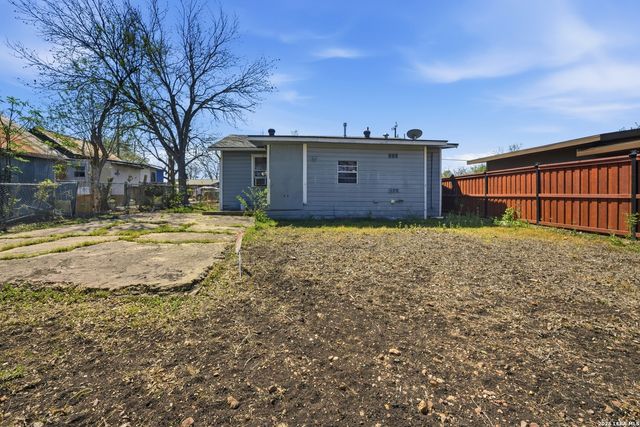 309 Gray, San Antonio, TX 78208