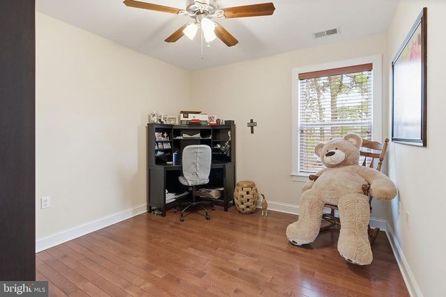 912 HANNIBAL ST, Toms River, NJ 08757