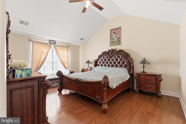 912 HANNIBAL ST, Toms River, NJ 08757