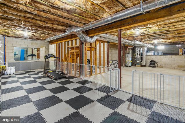 912 HANNIBAL ST, Toms River, NJ 08757