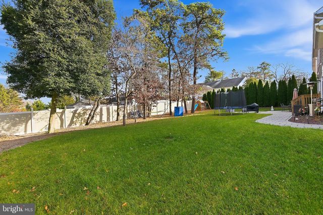 912 HANNIBAL ST, Toms River, NJ 08757