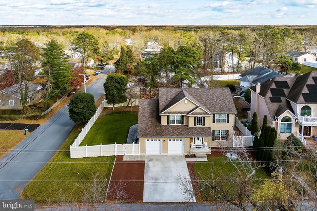 912 HANNIBAL ST, Toms River, NJ 08757