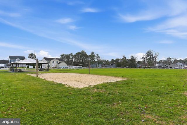 912 HANNIBAL ST, Toms River, NJ 08757