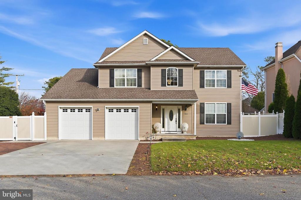 912 HANNIBAL ST, Toms River, NJ 08757