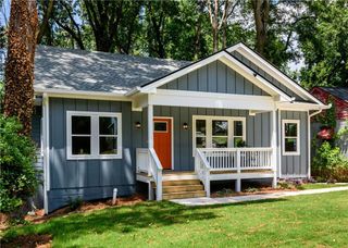 387 Hillside SW Drive, Atlanta, GA 30310