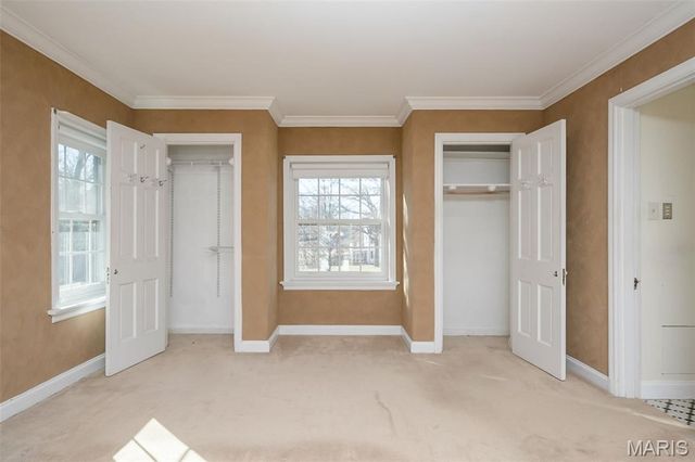 1140 S Geyer Road, Kirkwood, MO 63122