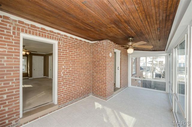 1140 S Geyer Road, Kirkwood, MO 63122