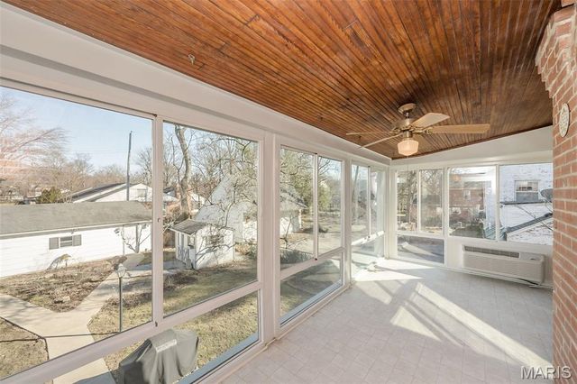 1140 S Geyer Road, Kirkwood, MO 63122