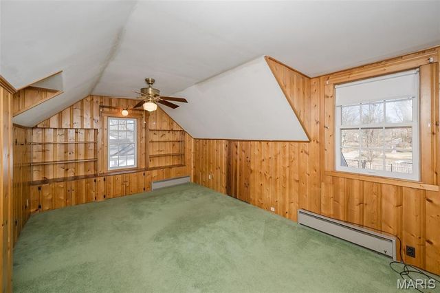 1140 S Geyer Road, Kirkwood, MO 63122