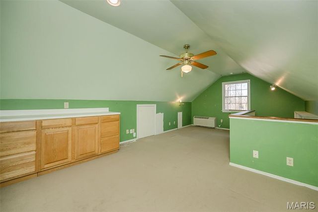 1140 S Geyer Road, Kirkwood, MO 63122