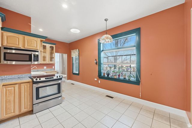 6135 W 3500 S, West Valley City, UT 84128