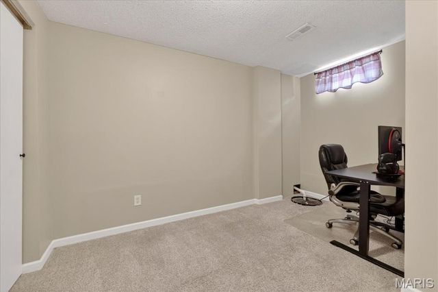 12900 Springdale Village Drive, St Louis, MO 63146