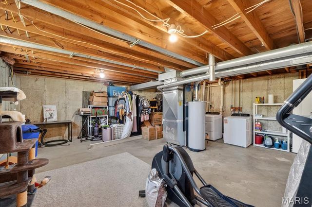 12900 Springdale Village Drive, St Louis, MO 63146