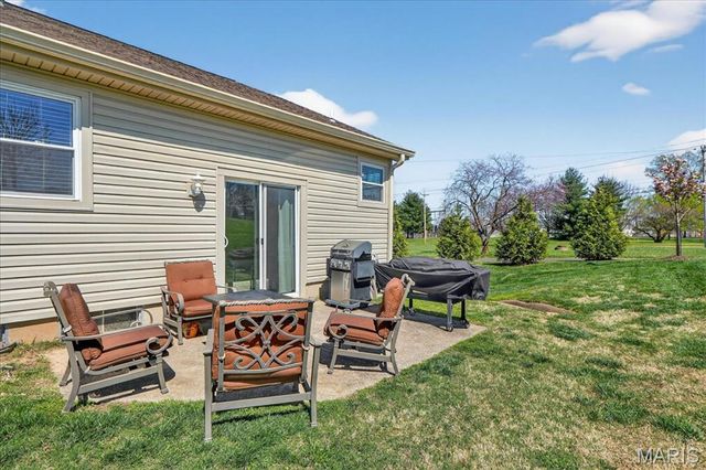 12900 Springdale Village Drive, St Louis, MO 63146