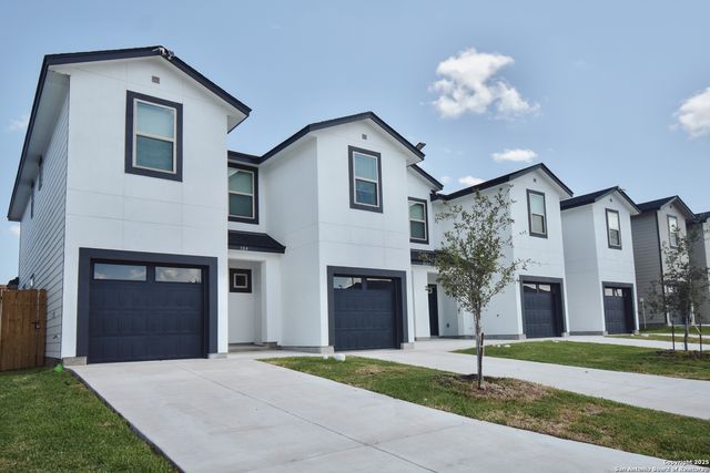 8407 Via Pisa, San Antonio, TX 78227