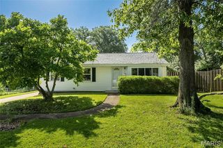 8 Banbury Court, St Louis, MO 63126