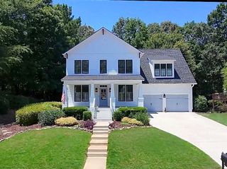 5807 Peacock Lane, Hoschton, GA 30548