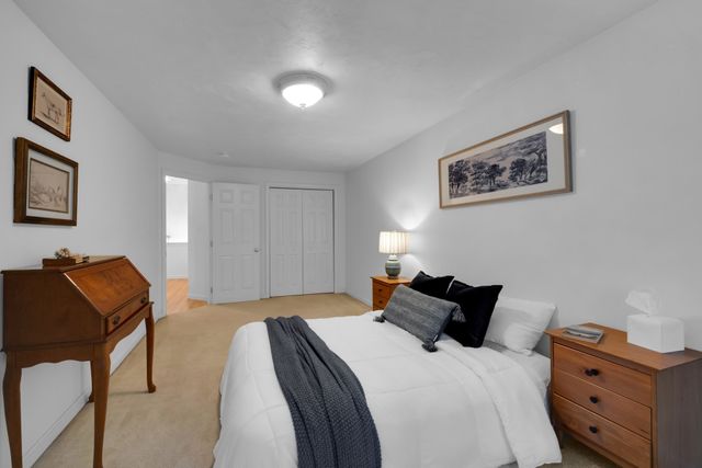 14 Millers Way D, Sutton, MA 01590