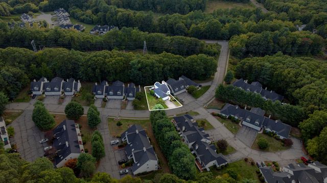 14 Millers Way D, Sutton, MA 01590