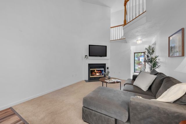 14 Millers Way D, Sutton, MA 01590