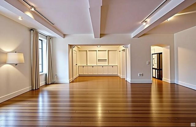 340 W 57th St Apt 7I, New York City, NY 10019