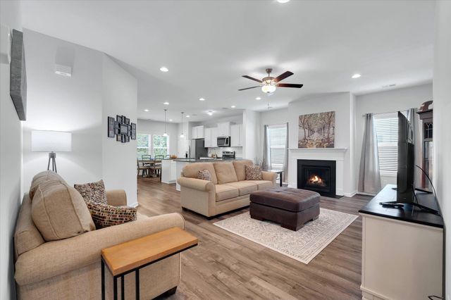 163 Strongridge Trail, Simpsonville, SC 29681