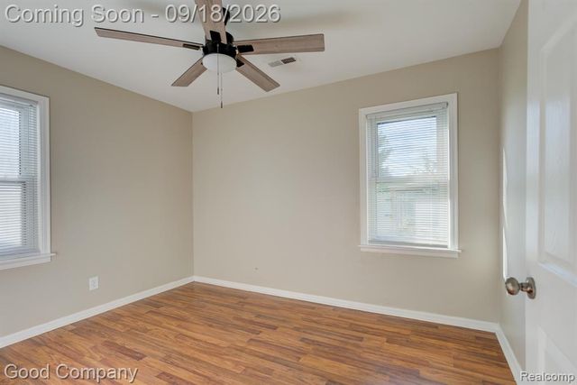 38 E Rowland Avenue, Madison Heights, MI 48071