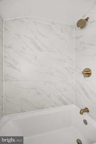 10 COBBLESTONE RD, Cherry Hill, NJ 08003