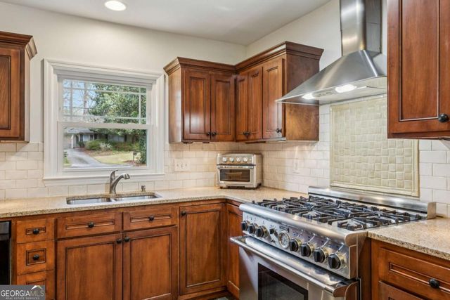 3384 Pine Meadow Road NW, Atlanta, GA 30327