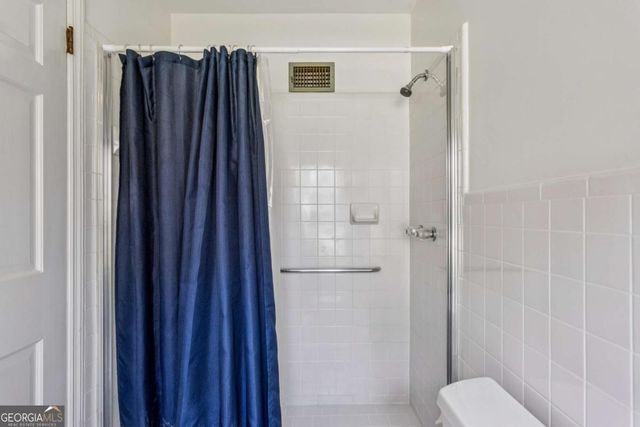 3384 Pine Meadow Road NW, Atlanta, GA 30327