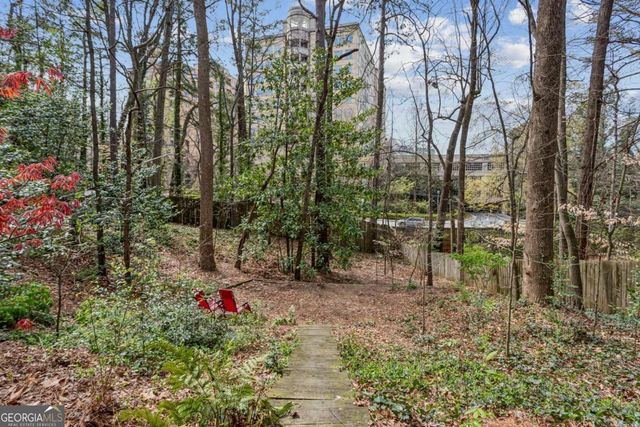 3384 Pine Meadow Road NW, Atlanta, GA 30327