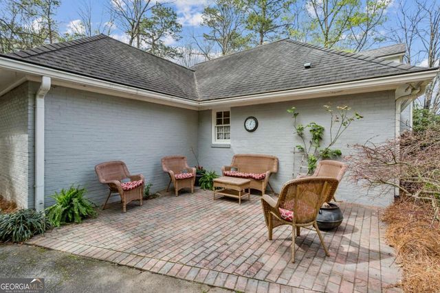 3384 Pine Meadow Road NW, Atlanta, GA 30327