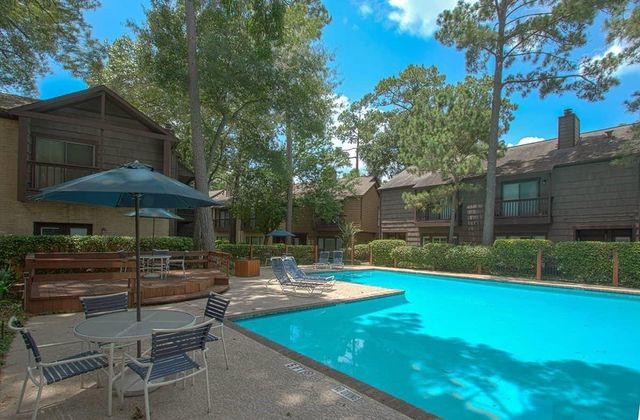 11711 Memorial Drive 570, Houston, TX 77024