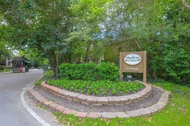 11711 Memorial Drive 570, Houston, TX 77024