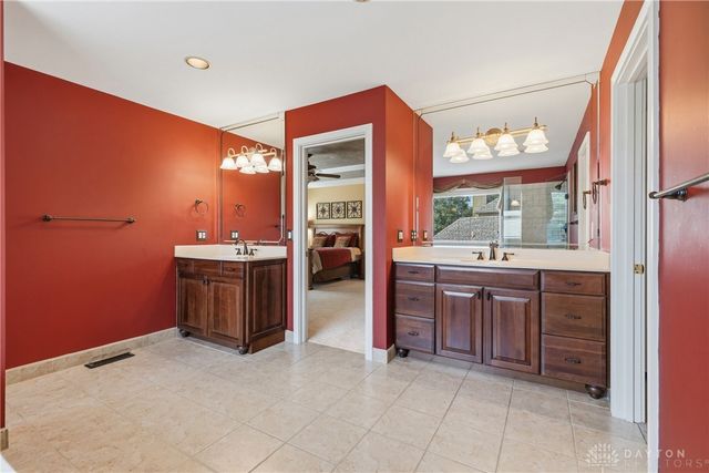 1628 Fairway Crest, Miami Twp, OH 45140
