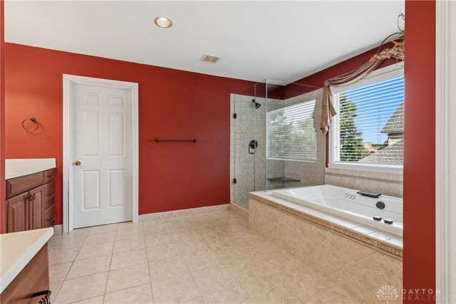 1628 Fairway Crest, Miami Twp, OH 45140
