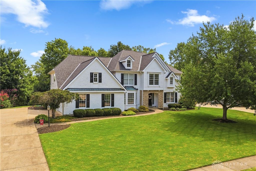 1628 Fairway Crest, Miami Twp, OH 45140