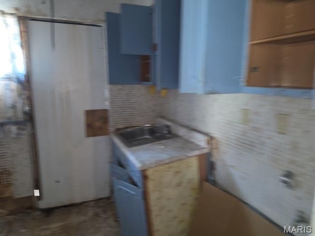 4327 N Taylor Avenue, St Louis, MO 63115