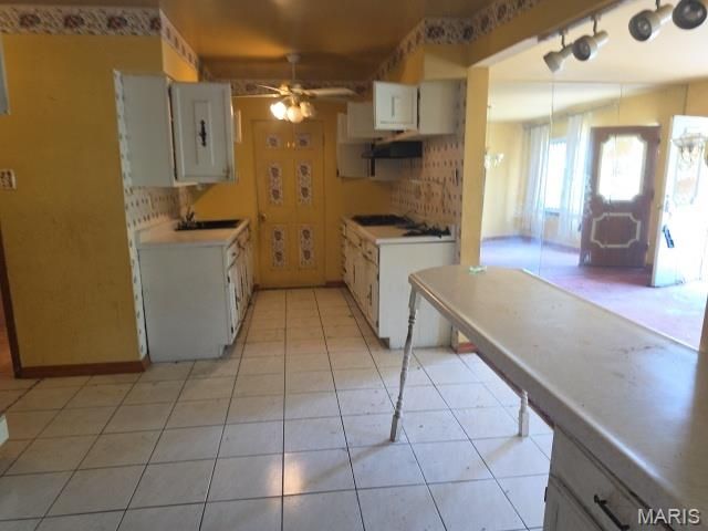 4327 N Taylor Avenue, St Louis, MO 63115