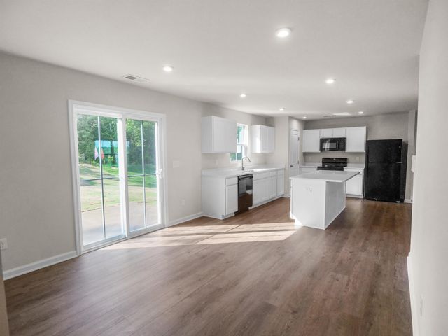 789 Baker Way, Moore, SC 29369