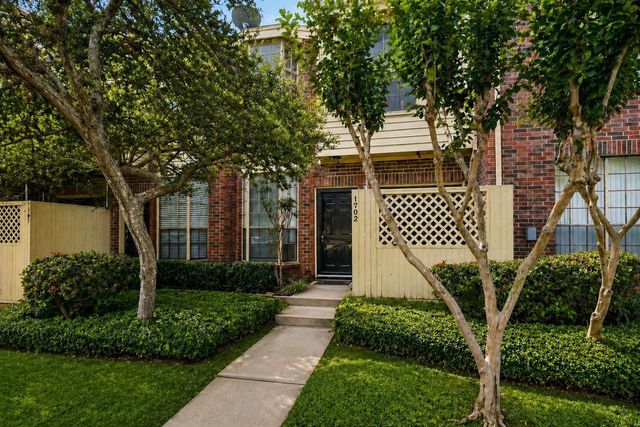2121 El Paseo Street 1702, Houston, TX 77054